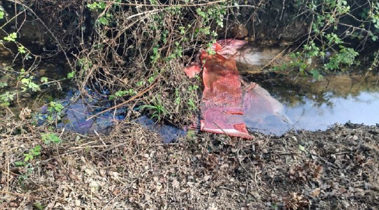 Pollution hydrocarbures barages filtrants vers le canal